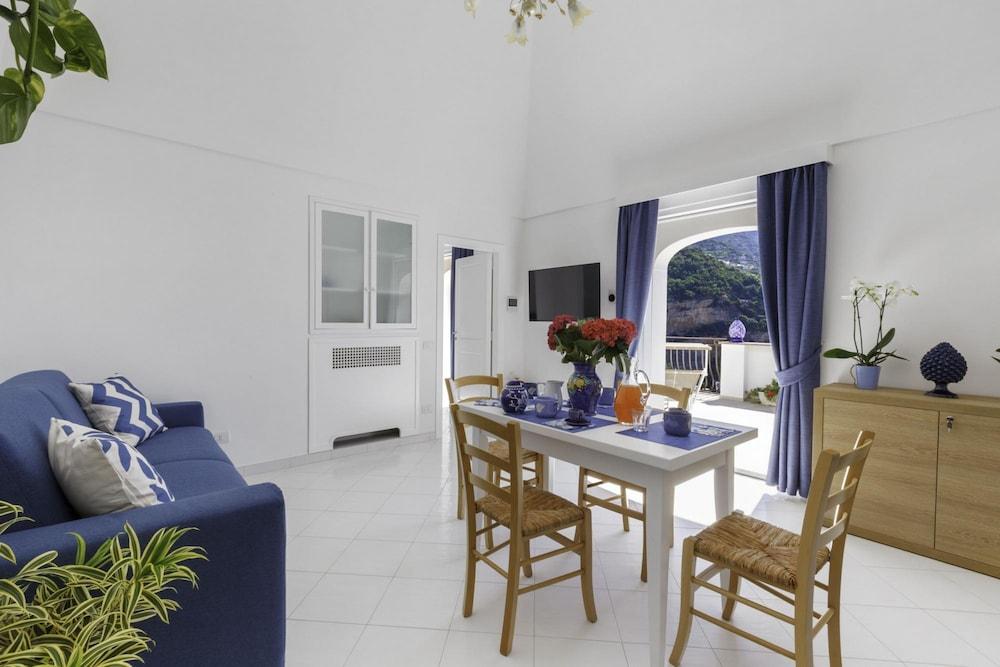 سكرينو إن بوسيتانو ويذ 1 بد رومز آند 1 باث رومز غرفة