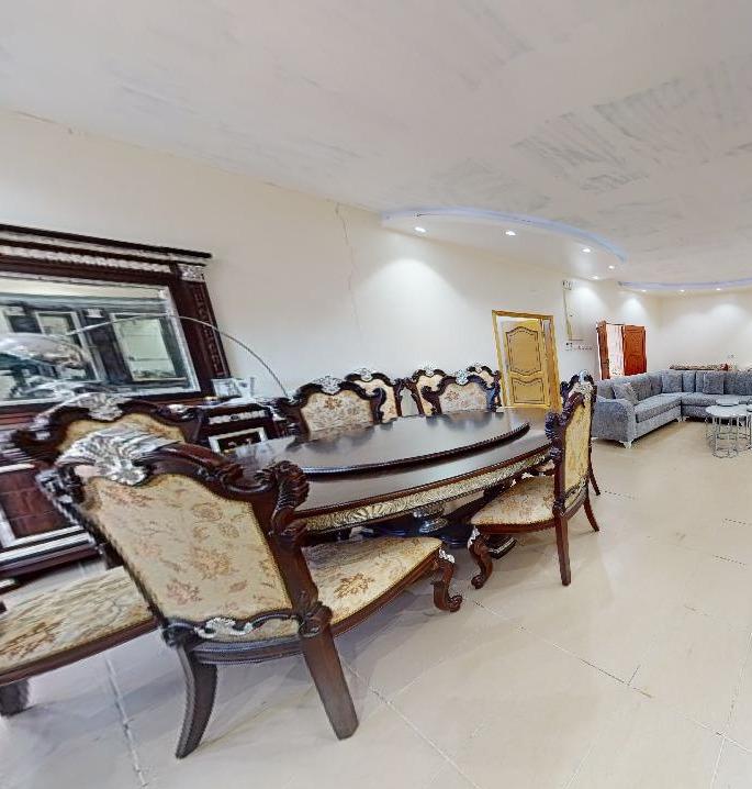 Elegant Chalet with Comfortable and Simple Furniture | 2268
