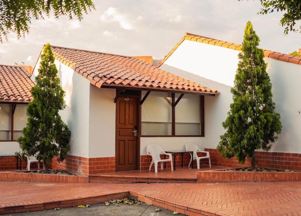 فندق فاراندا بوليفار كوكوتا، أحد أعضاء مجموعة راديسون إندفيدوالز المنطقة الخارجية