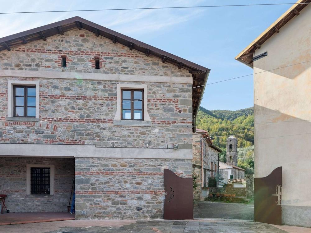 ريلاكسينج توسكان هوم ويذ ويفي المنطقة الخارجية