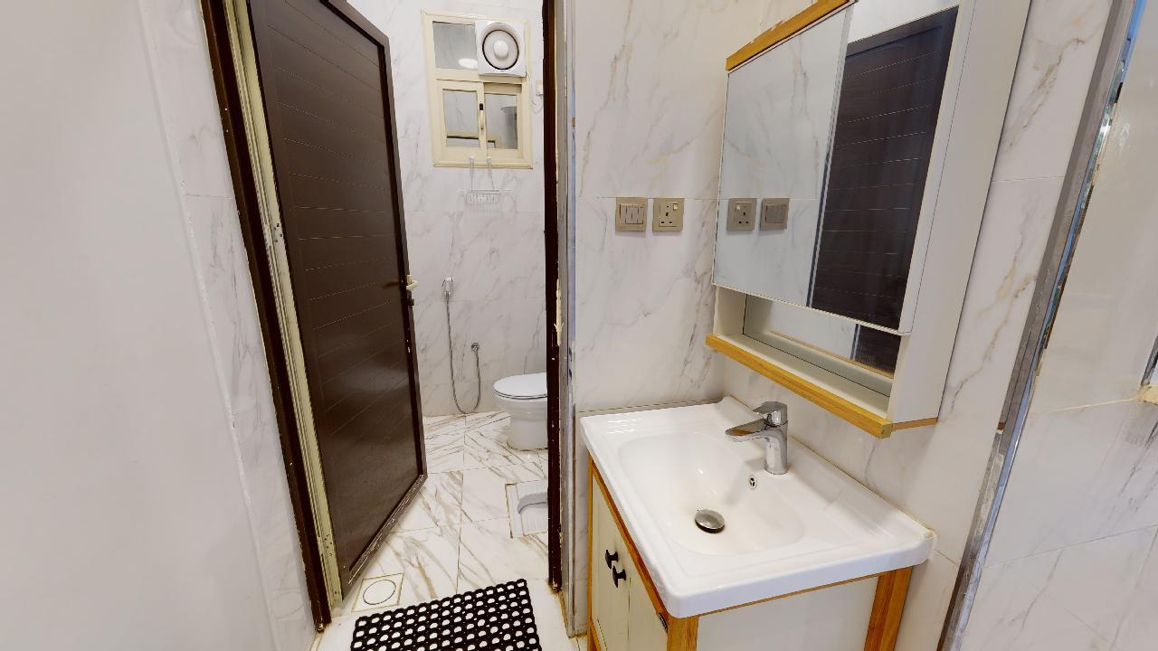 Comfy Chalet with Pool | 1728 Bathroom