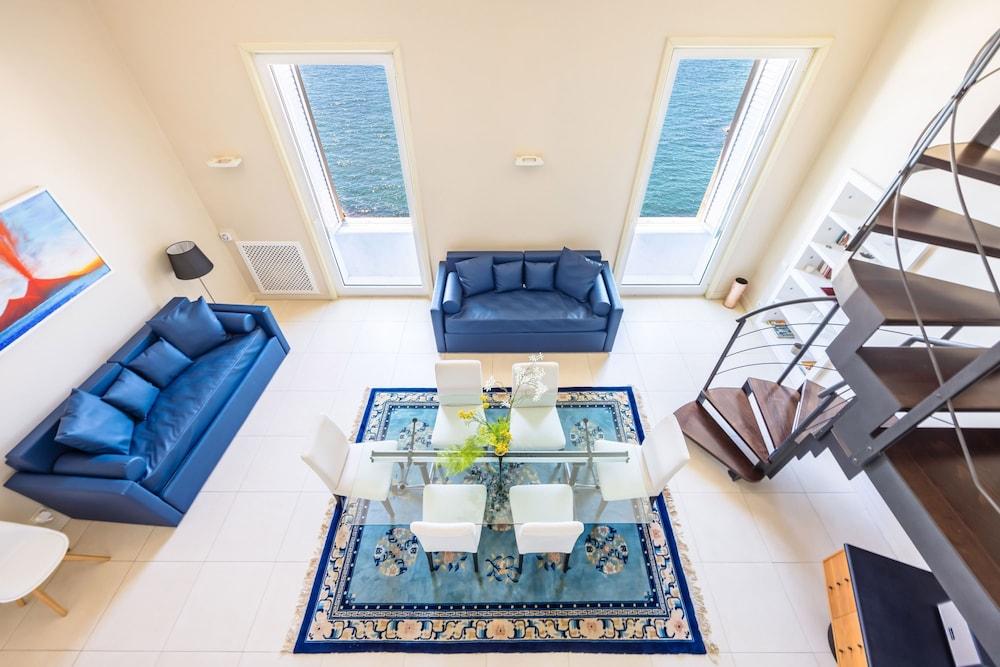 بلو بريز أون سيفرونت غرفة