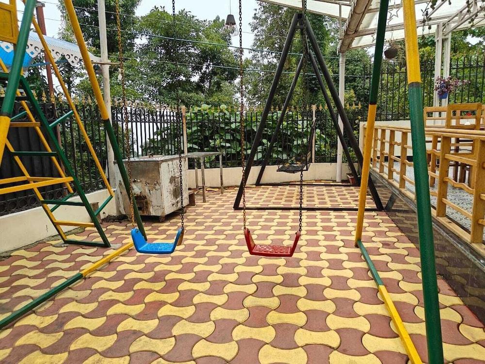 أمايرا ريزورت آند فارمز - ميريك، ويست بينجال المنطقة الخارجية