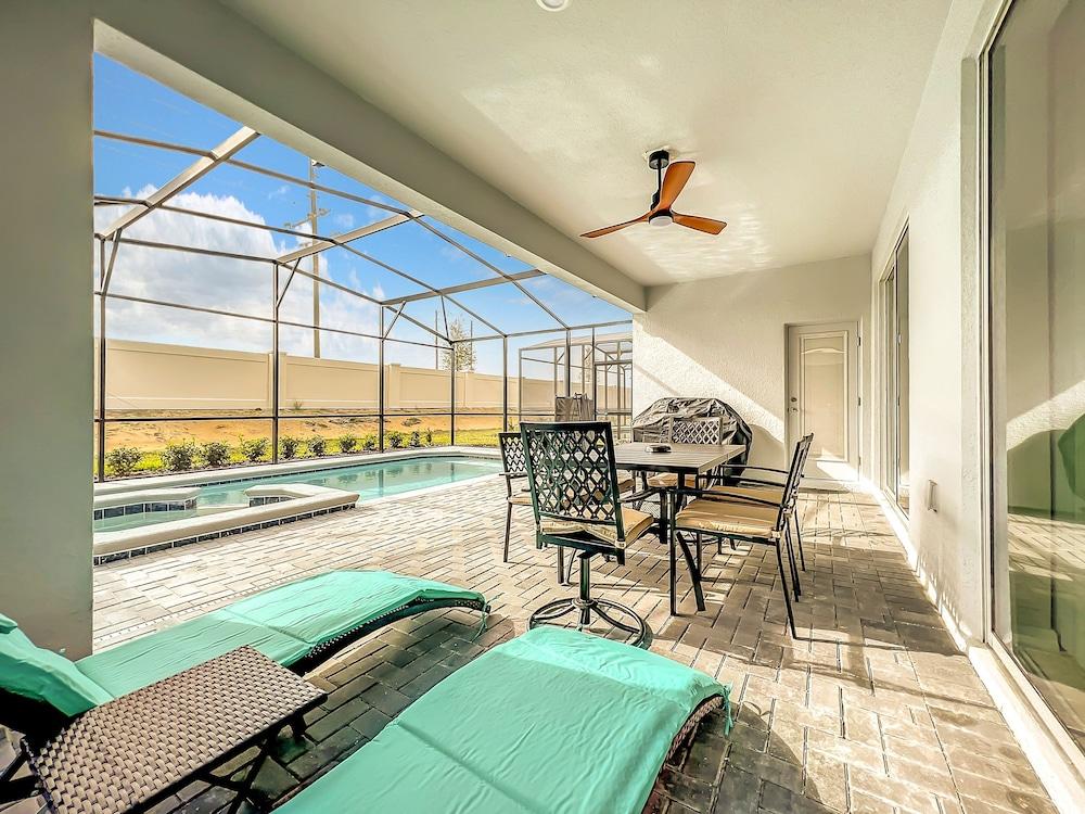 ويندسور أيلاند فاكيشن بول هوم غرفة