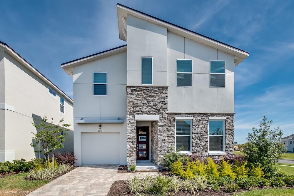 900 فيه ود ا م زينج 7 بدروم 5 باث روم سولارا الصورة الأساسية