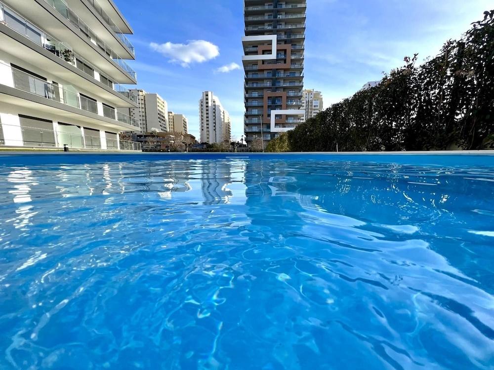 برايا دا روتشا توينس 2 ويث بول باي هومينج غرفة