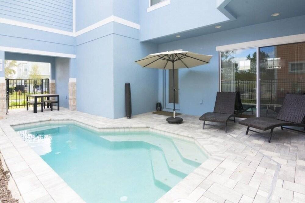 5 بدد ريونيون ريزورت 5 بد روم فيلا باي ريدآونينغ المنطقة الخارجية