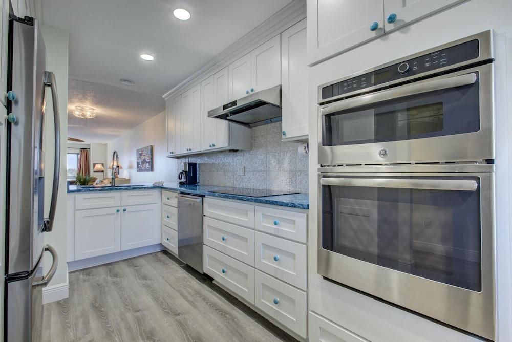 آنا ماريا أيلاند بيتش بالمز 5 بي غرفة