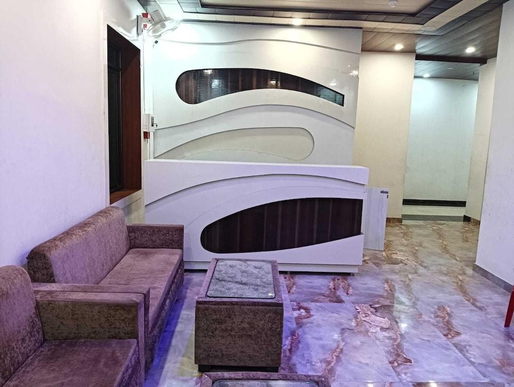 Hotel Atharv By GRB Reception