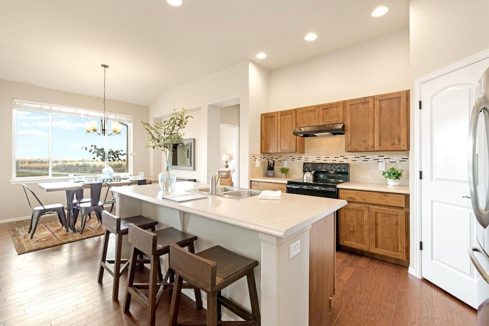 مسكن لقضاء العطلات على طراز مساكن العزب مناسب للعائلات بالقرب من بحيرة بويد!