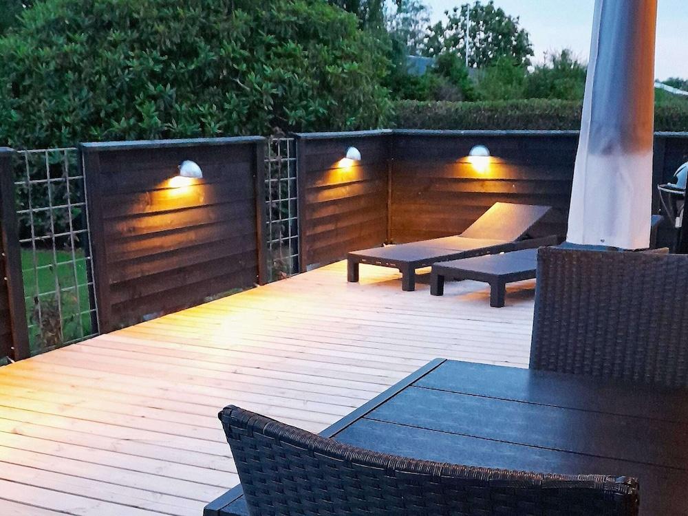 6 بيرسون هوليداي هوم إن هاسند -باي تراوم المنطقة الخارجية