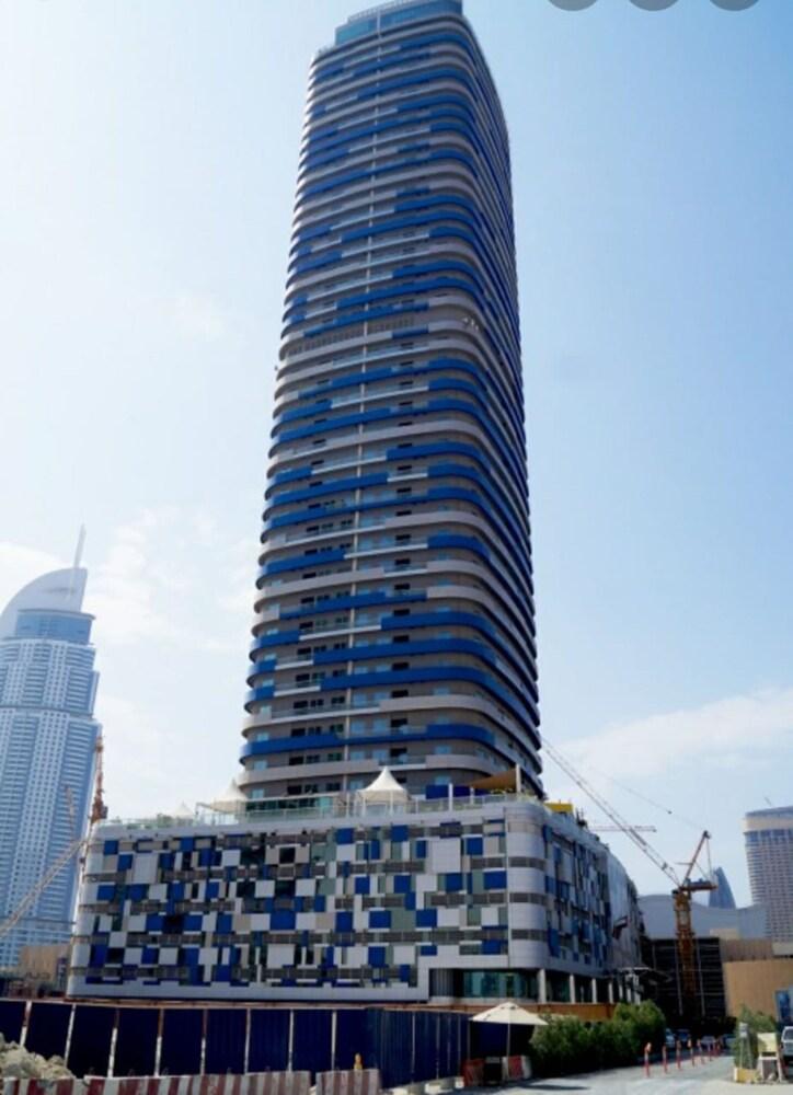 مساكن أوسكانا لقضاء العطلات - داماك ميزون بشارع دبي مول المنطقة الخارجية