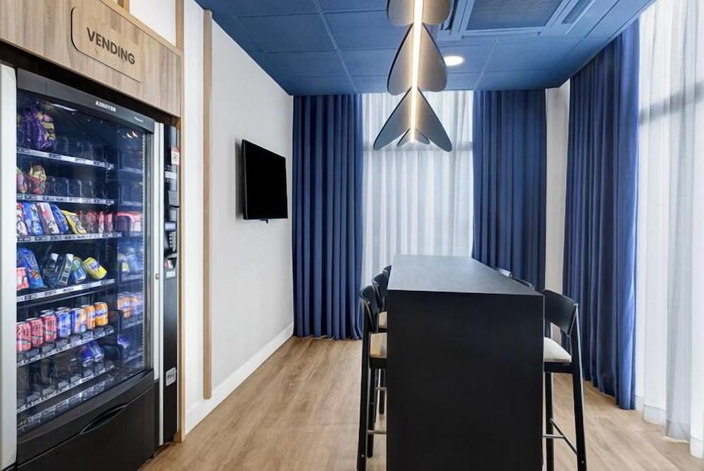 بي آند بي ه تول لاس روزاس منطقة الاستقبال