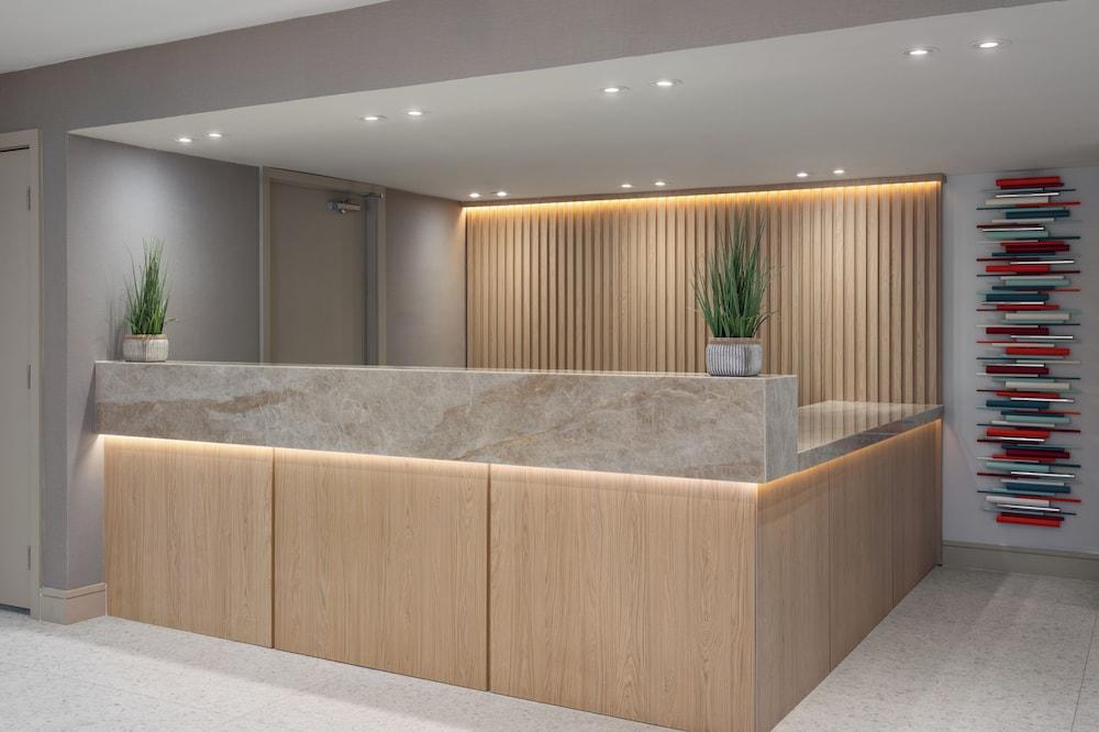 ذا هاريسون هوتل داون تاون هوليوود الردهة