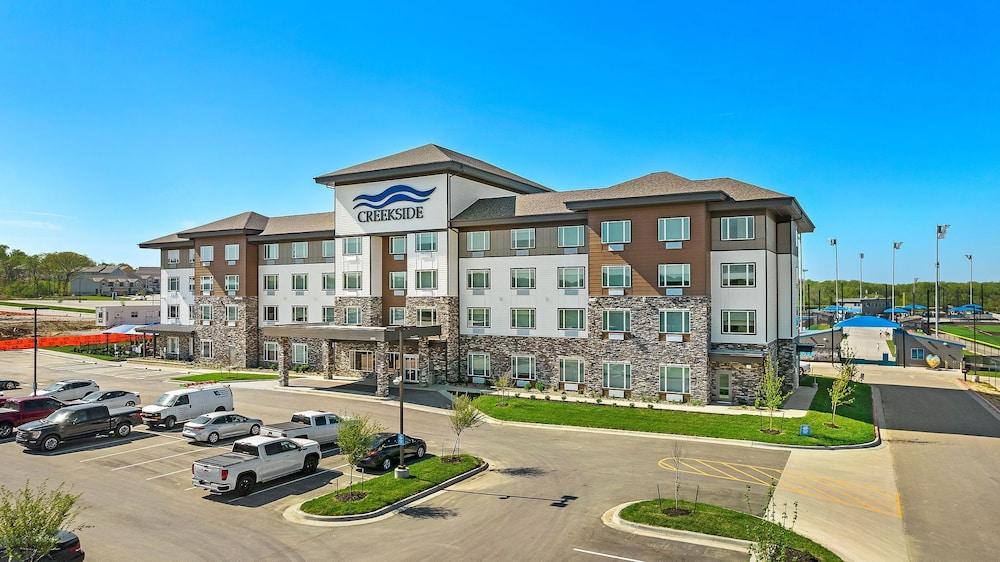 هوليداي إن إكسبرس كانساس سيتي نورث - باركفيل  باي آيتش جي المنطقة الخارجية