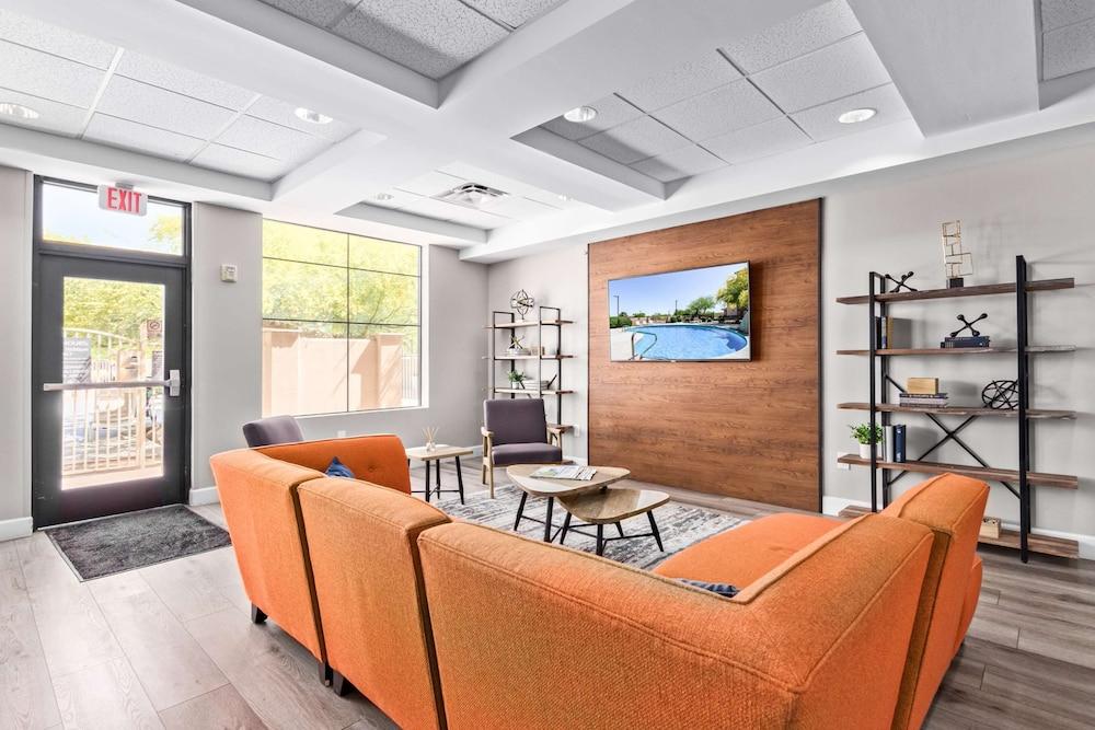 فاونتن بارك هوتل، بي دبليو سيجنيتشر كوليكشن الردهة