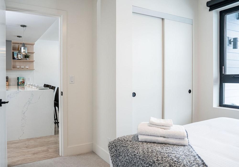 سويتشباك سويت باي ريفيلستوك فاكيشنز غرفة