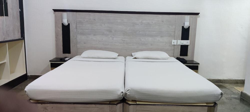 The Hotel Temple View Room