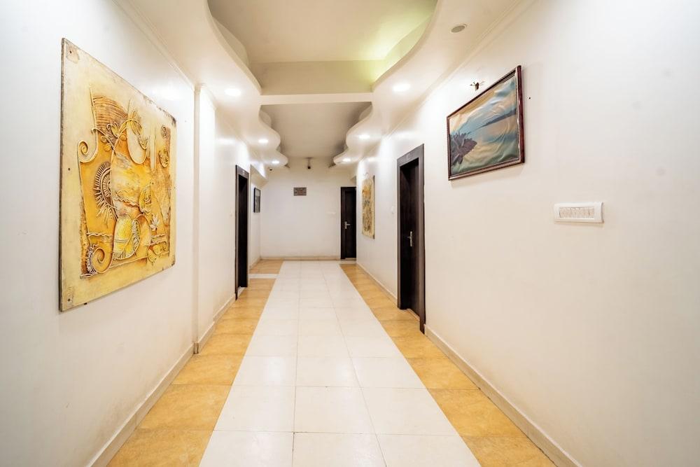 Treebo Kamal Regency Lobby