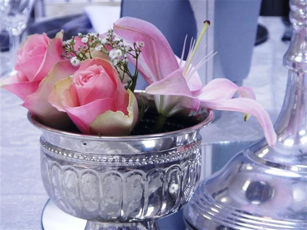 بريميير سبلنديد إن باينتاون قاعة الاستقبال