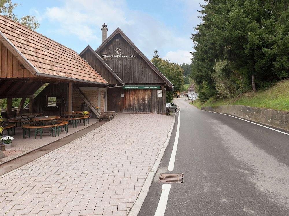 أبارتمنت إن والداتشتال نير ذا فوريست المنطقة الخارجية