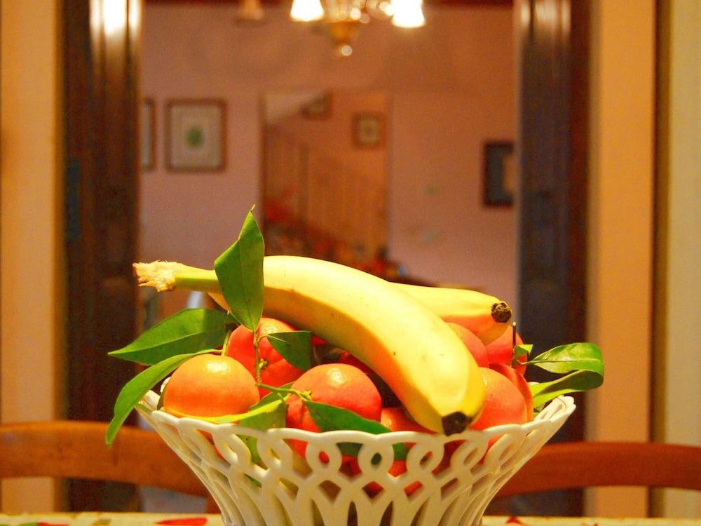 فيّا إن كابريولو نير ليك إيسيو تفاصيل الفندق من الداخل