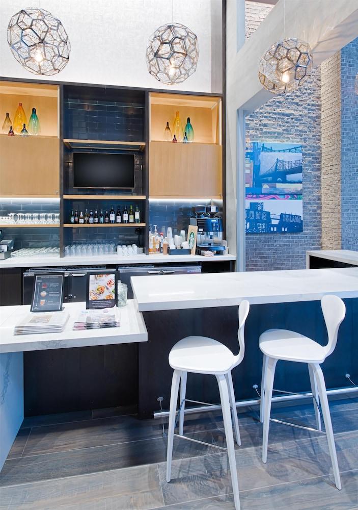 حياة بلايس لونج آيلاند سيتي / نيويورك سيتي الردهة