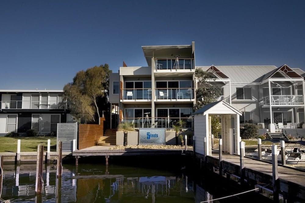 5 نوتس ميتونج