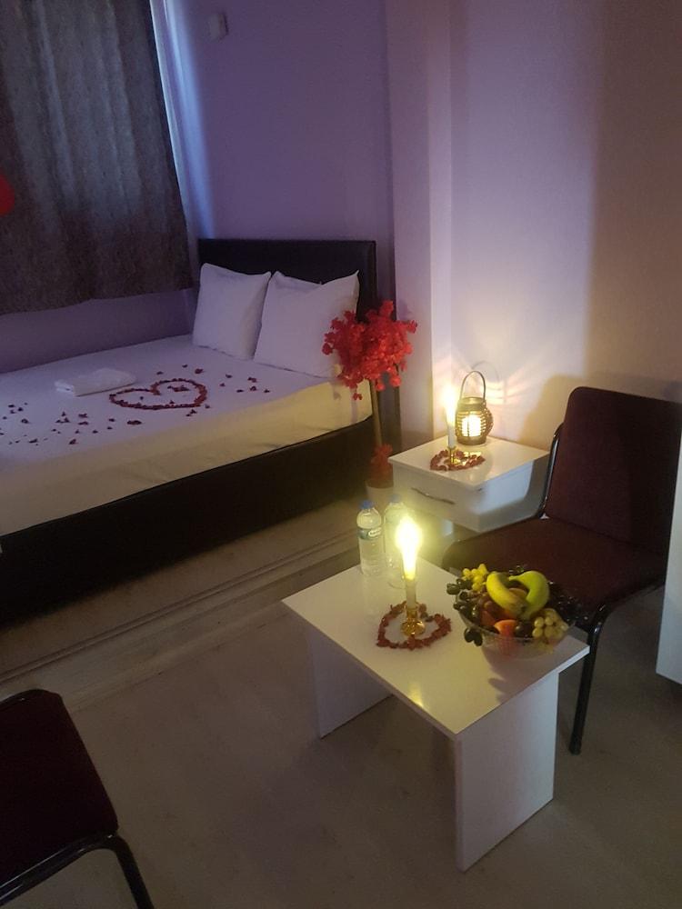 Derya Otel