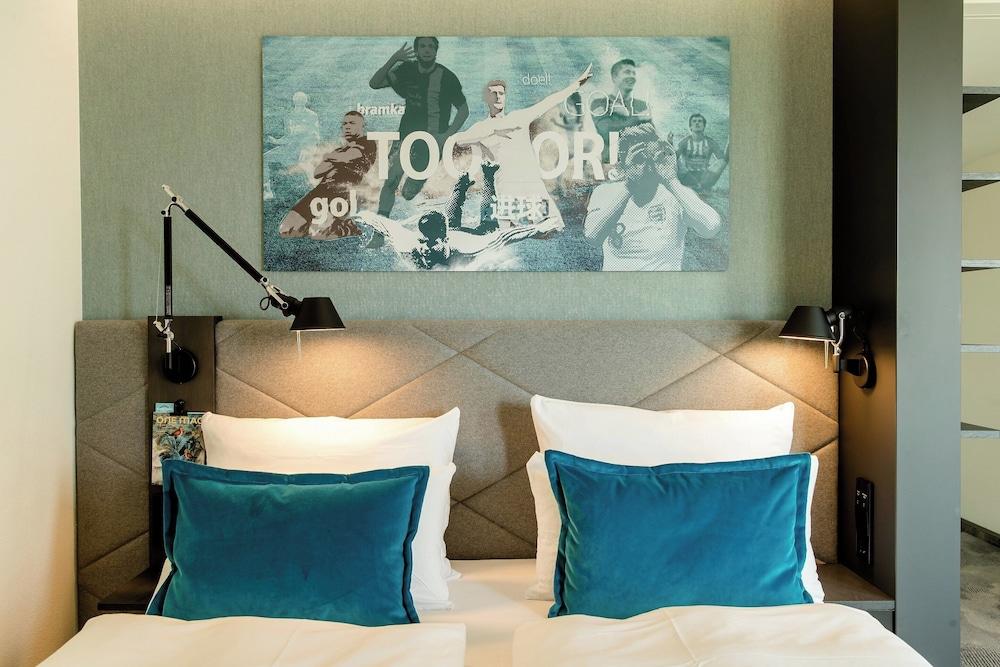 Motel One München-Garching Room