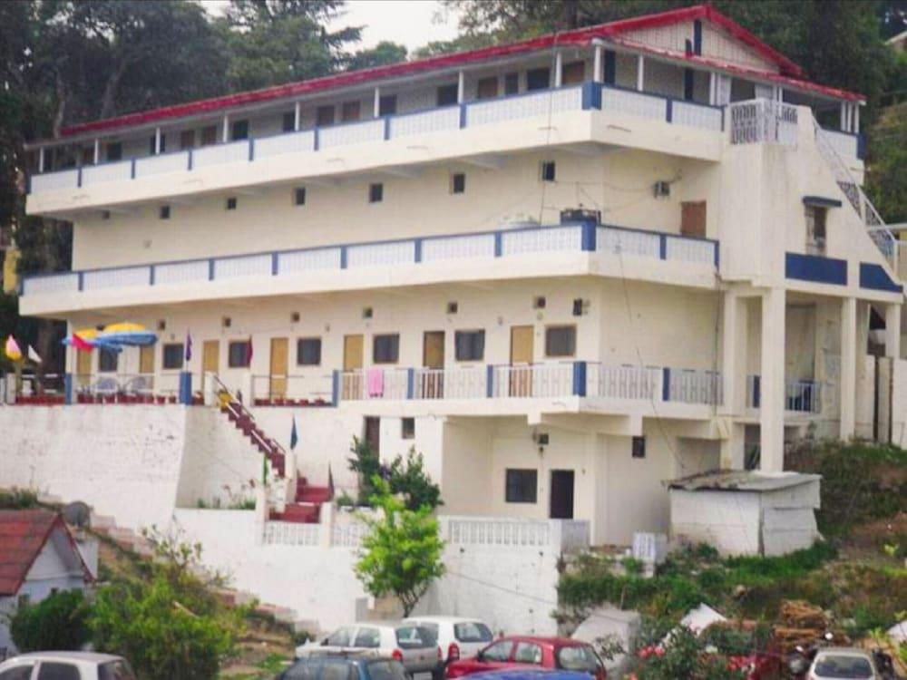 جورومجو تريبهوان رانيكيت المنطقة الخارجية