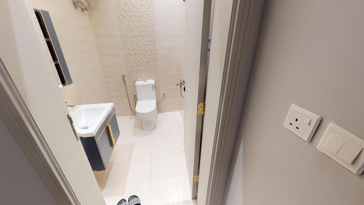 Comfy Chalet with Pool | 323 Bathroom