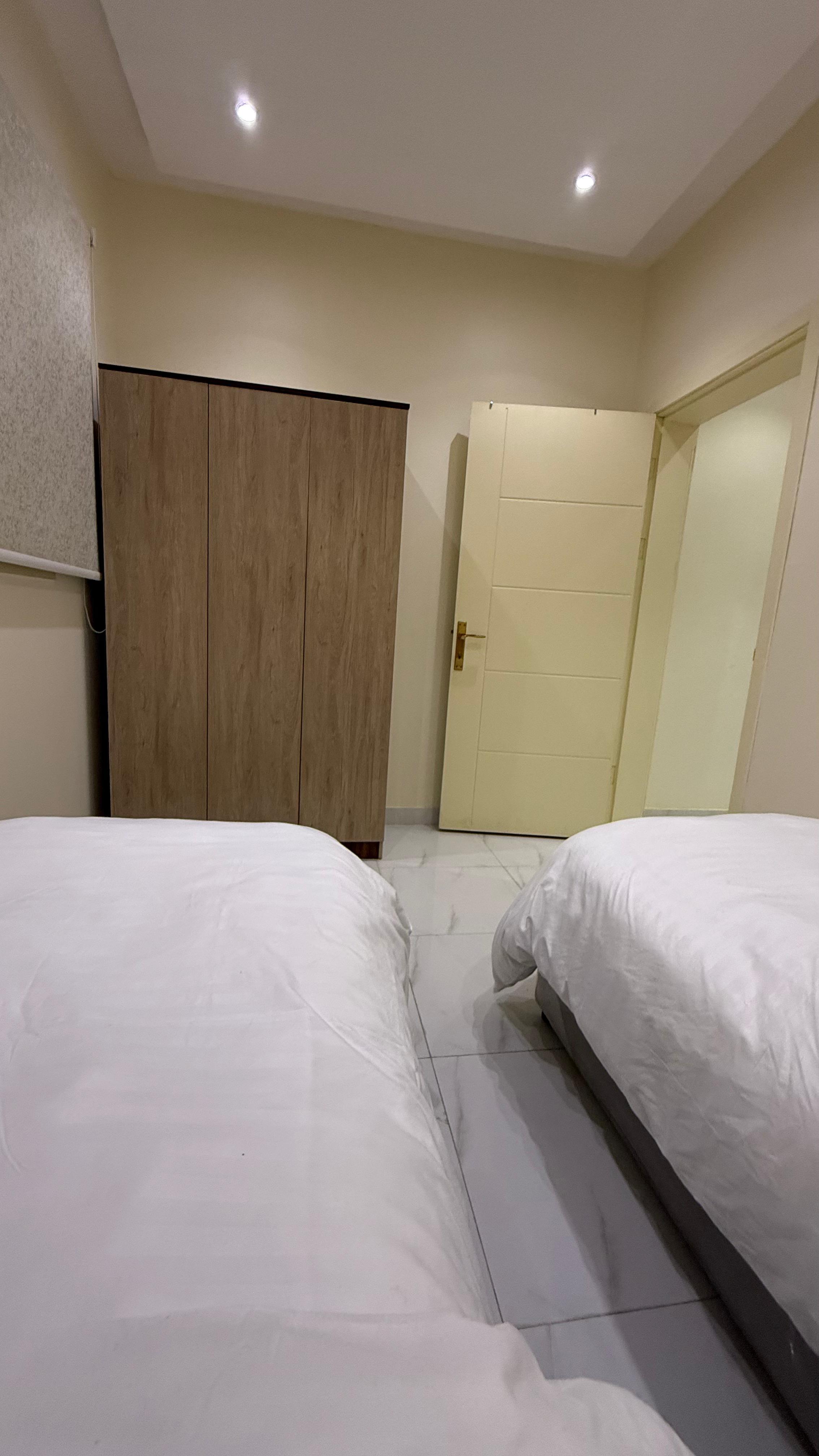 Attractive Apartment with Self Check-in | 5707 Bedroom