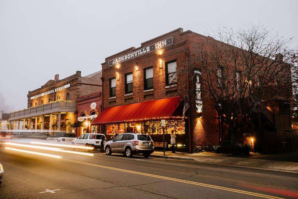 جاكسونفيل إن