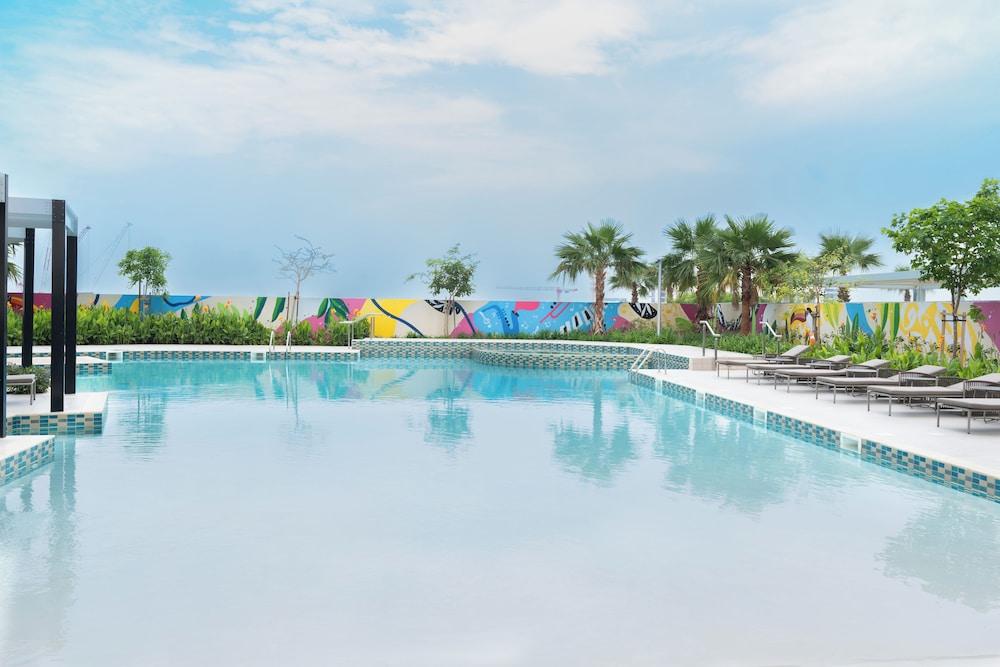 مكان إقامة في آيكون من كي روك - شقة راقية ومريحة زحليقة مائية