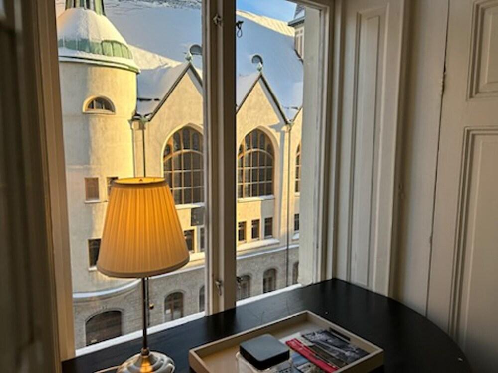 ستوكولم لوفت هايفن 3 بد رت د إان إيه - بد روم جيم داخلي