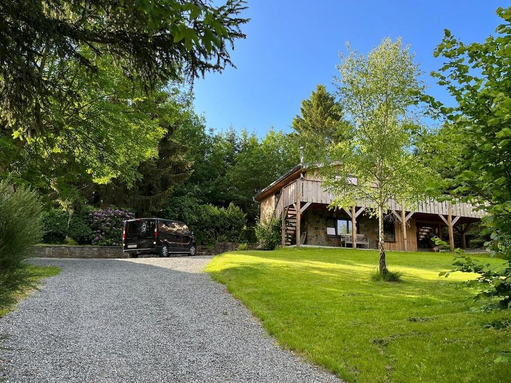 Chalet in La Roche With Fenced Garden Featured Image