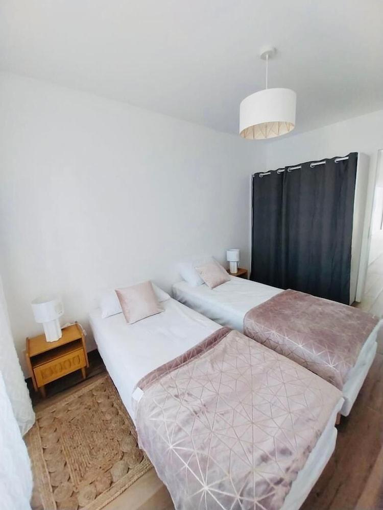 لاكشري 2 بد رومز وذ باركين، آند داراس