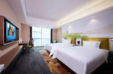 هامبتون باي هيلتون زوتشو هونغكي سكوير أخرى