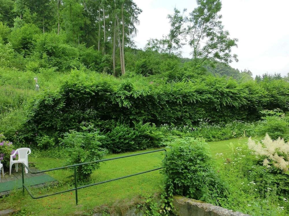 ترانكويل أبارتمنت إن فالكينشتاين ويذ بالكوني المنطقة الخارجية