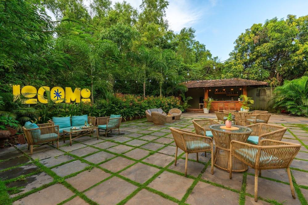 لوكومو بوتيك، مورجيم - كوزي تروبيكال ستاي، نير بيتش المنطقة الخارجية