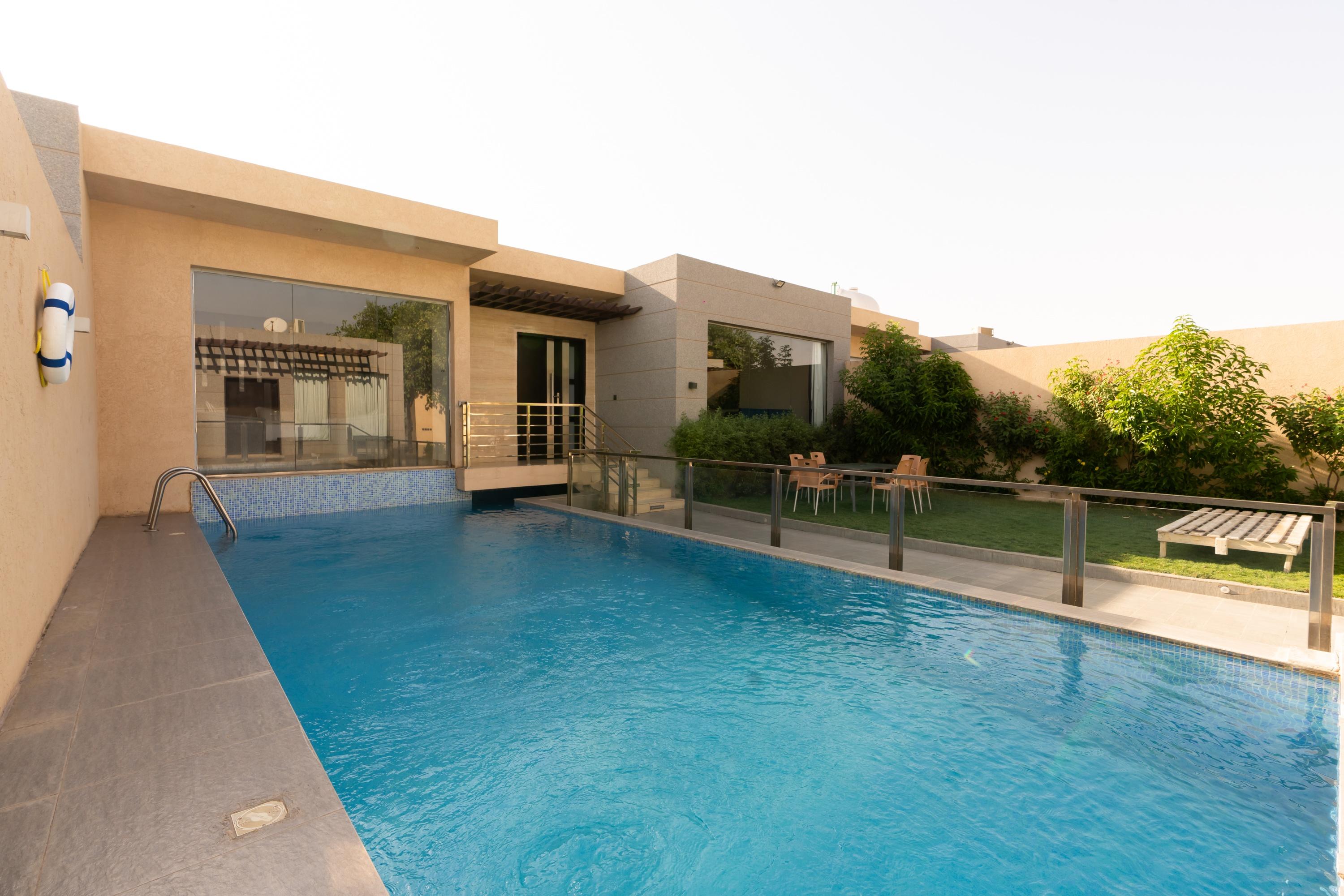 Amazing Chalet with Pool | 2773