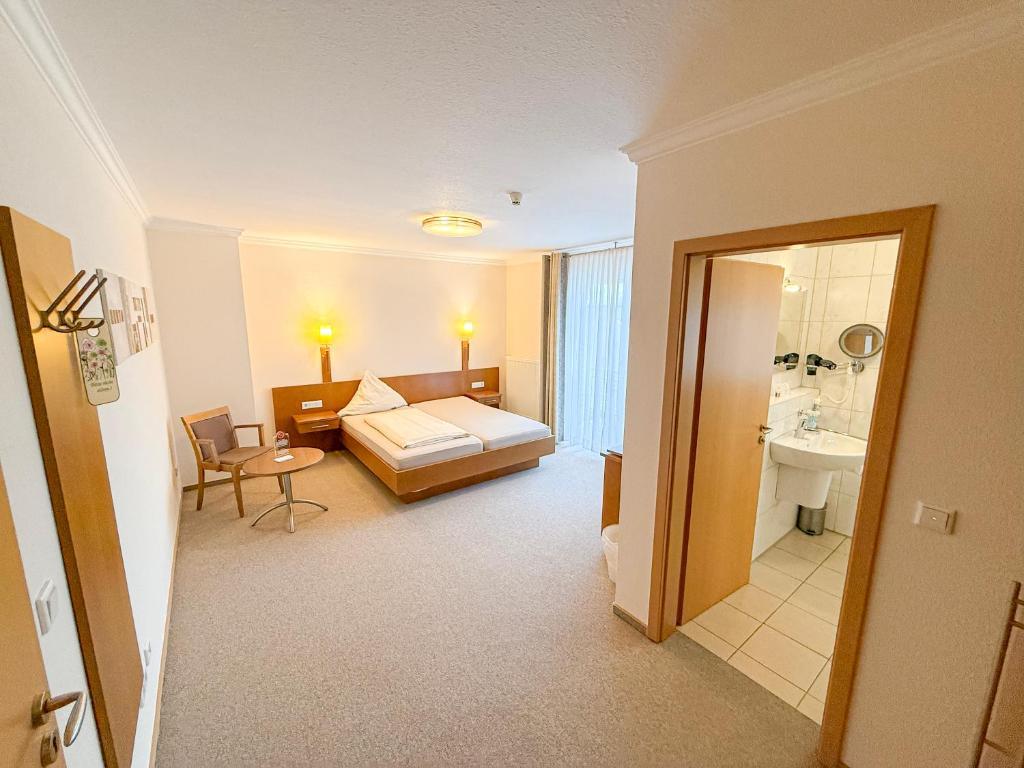 هوتل أب دي بيرك أخرى