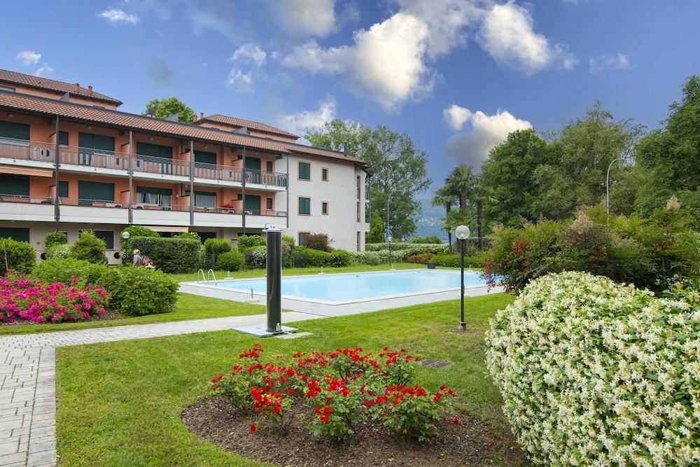 كاسا فيوريتا بول آند ليك غرفة