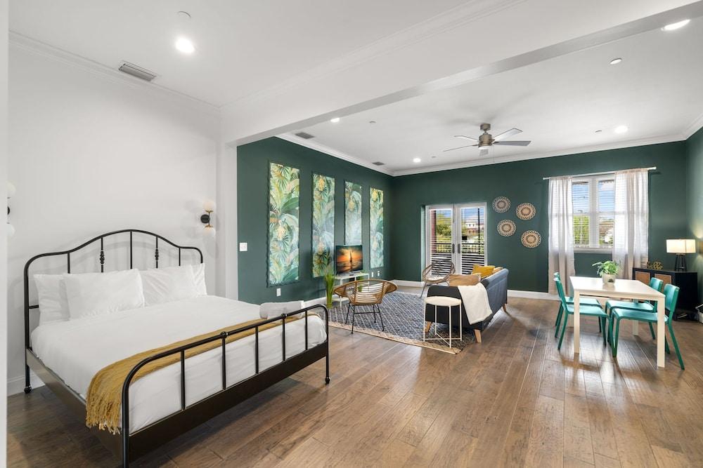 NEW Rumba Roost Upscale Ybor Studio On 7th Ave Room