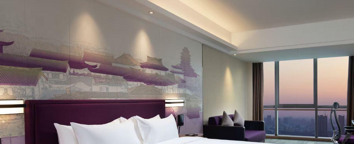 هامبتون باي هيلتون سوتشيان سونينج بلازا أخرى