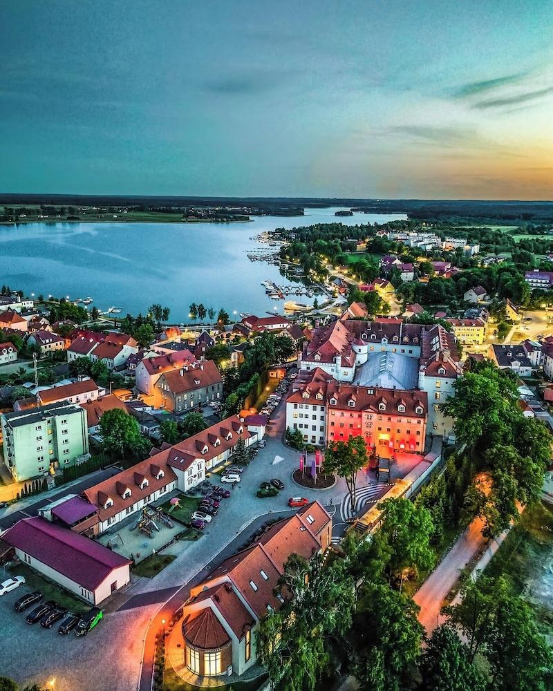 هوتل زاميك رين