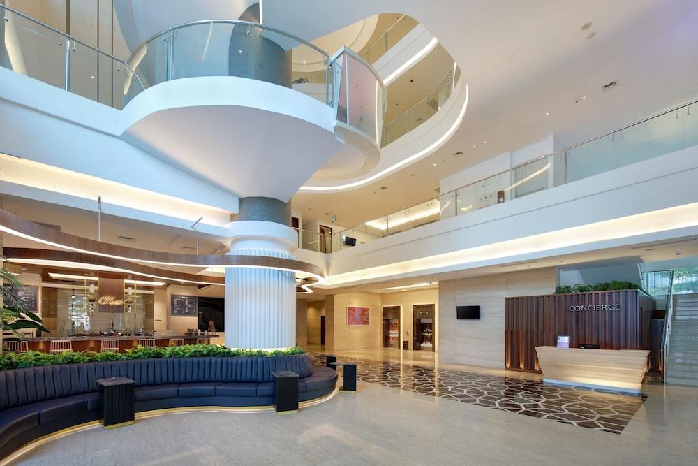 JS Luwansa Hotel and Convention Center Lobby Sitting Area