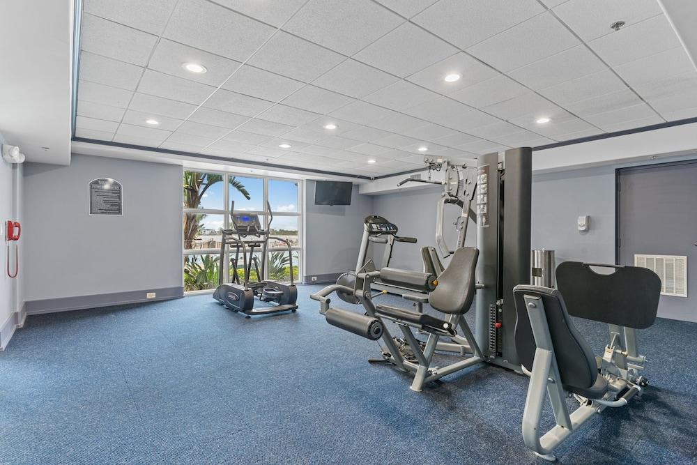 رينو فاتد كوندو 2ميل آواي فروم ديسني صالة الألعاب الرياضية