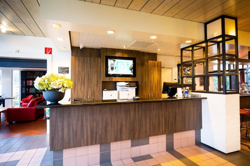 Bastion Hotel Bussum Hilversum Reception